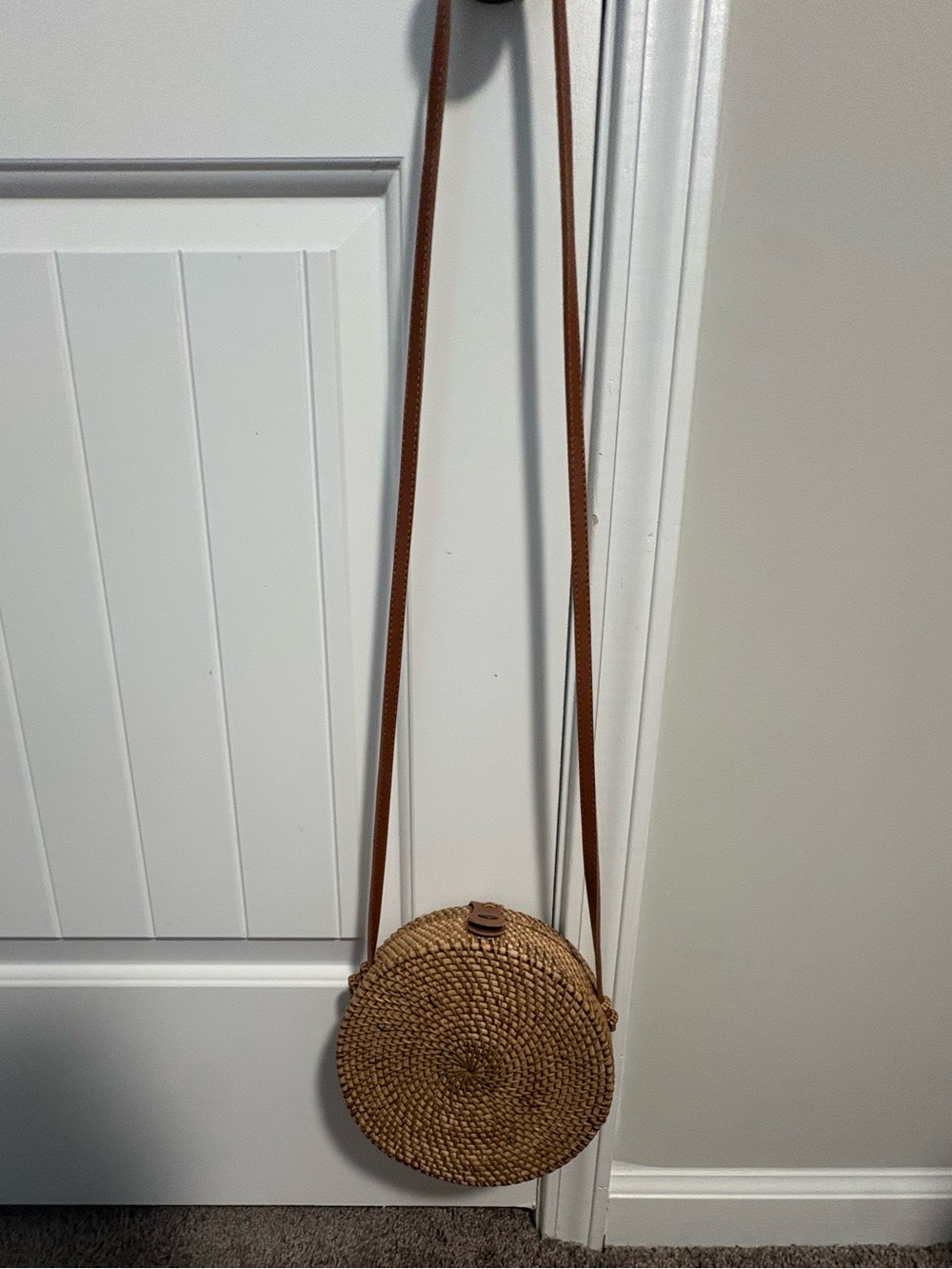 Woven Round Crossbody Bag in Natural Brown